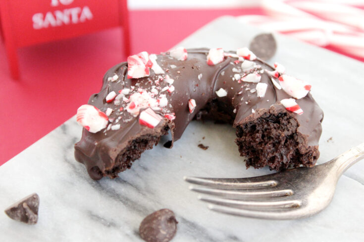 Irresistible Christmas Donut Recipe: Chocolate Delight with Peppermint